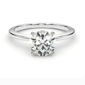 Diamond ring 2-carats silver band